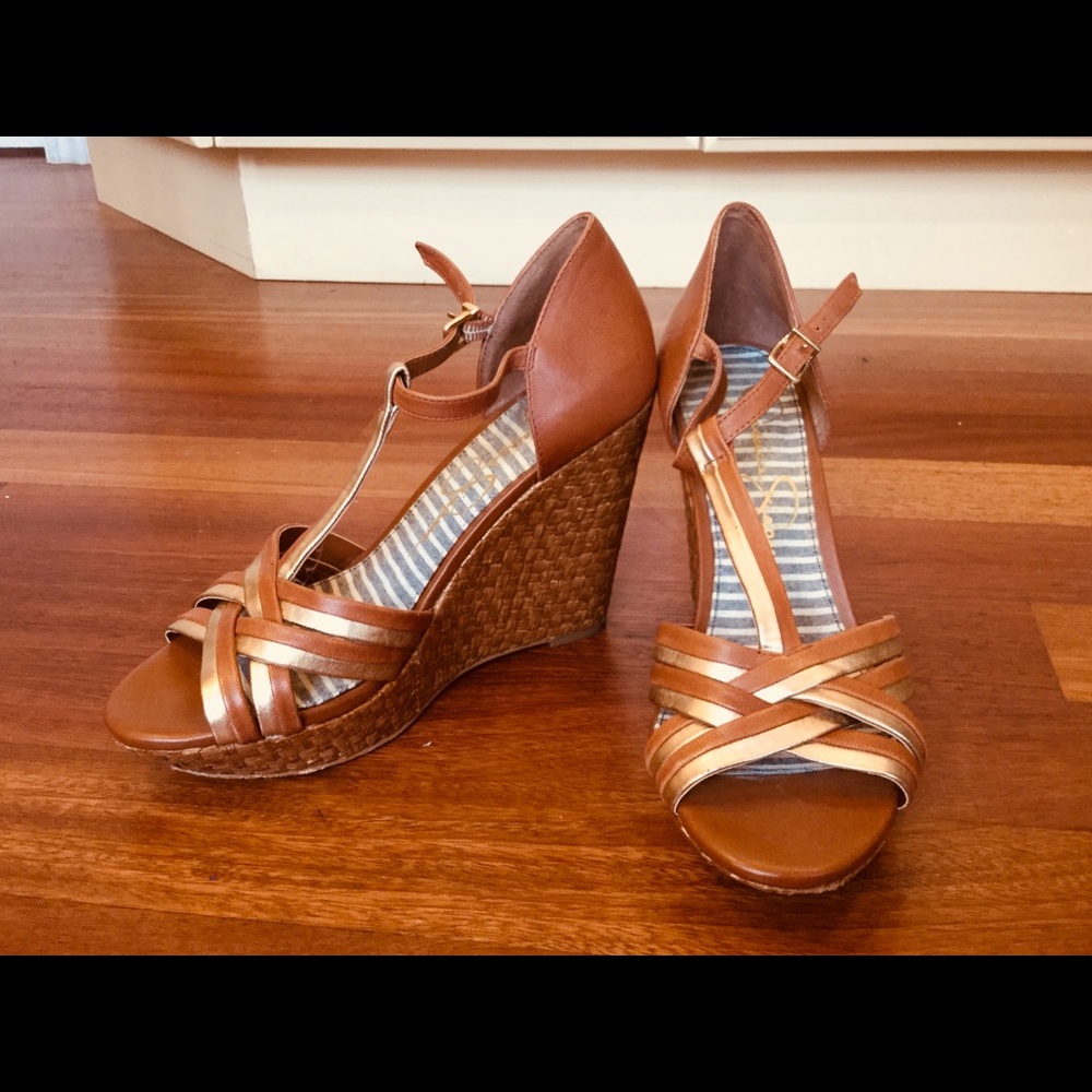Jessica Simpson Brown and Gold Wedges
